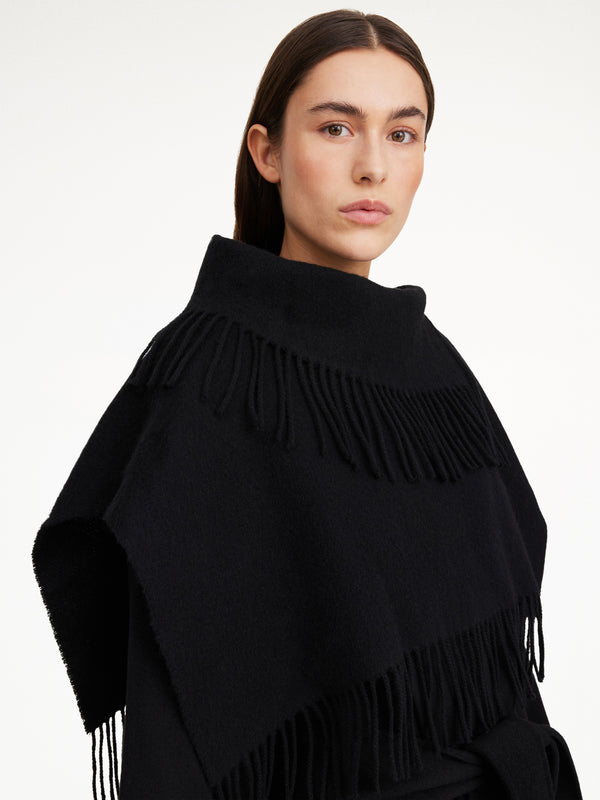 By Malene Birger Turtla Halstørklæde 101809   050