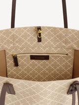 By Malene Birger Abigail Taske 102449 Col. 1S7