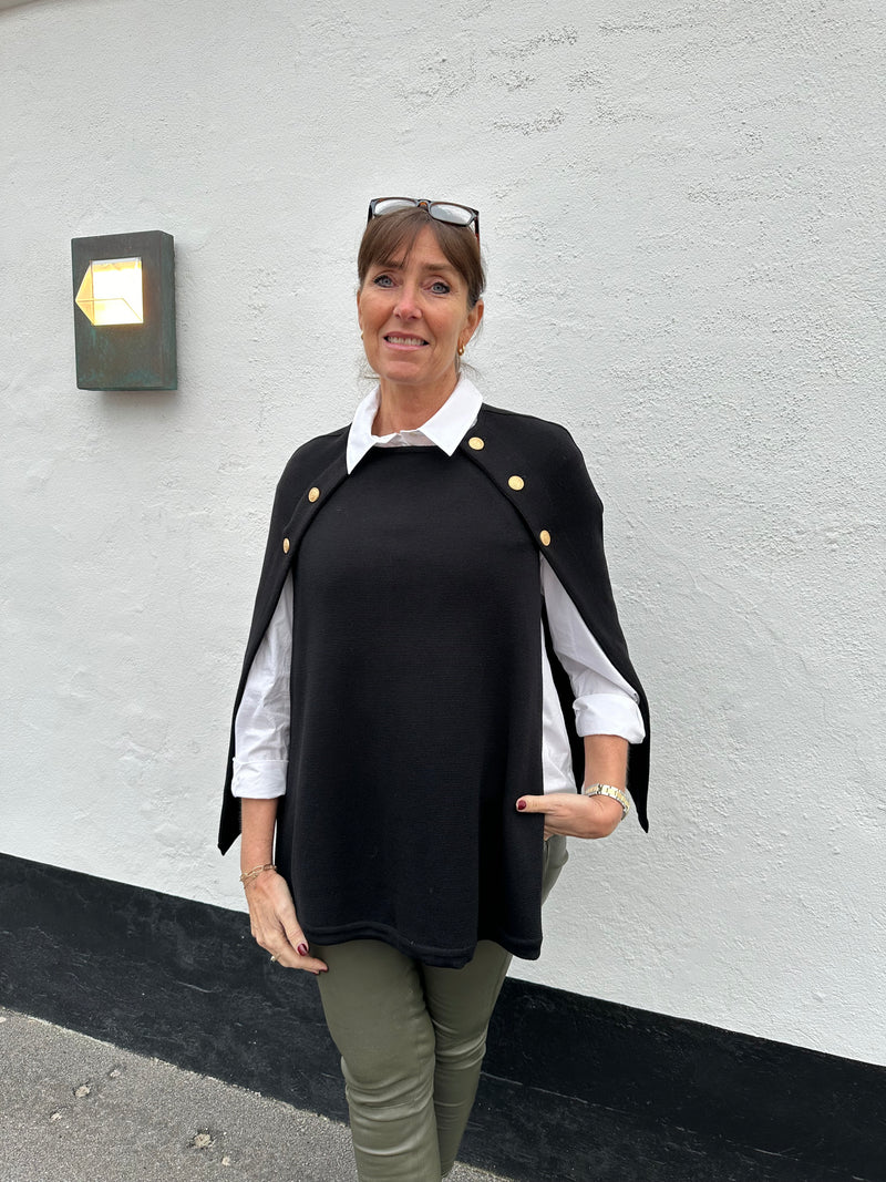 Stenstrøms cape Mary knit Poncho sort