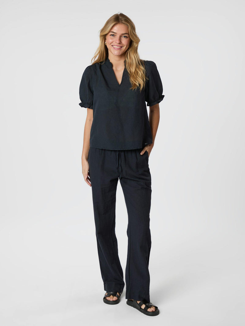 Neo Noir Odesa Linen Blouse 160264 Col. Navy 141