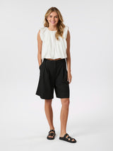 Neo Noir Nika Bermuda Shorts 163673 Col. Black