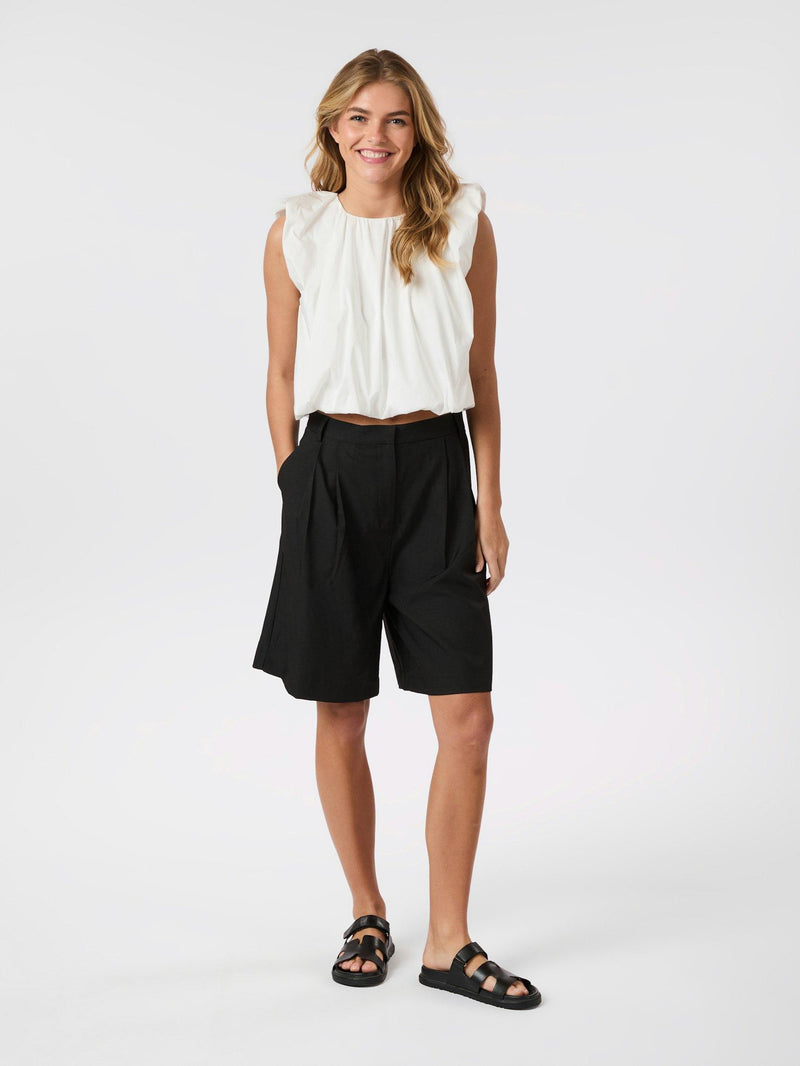 Neo Noir Nika Bermuda Shorts 163673 Col. Black