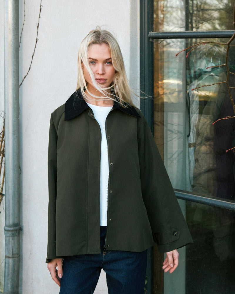 Neo Noir Gatbi Clean Jacket 164226 Col. Dark Green