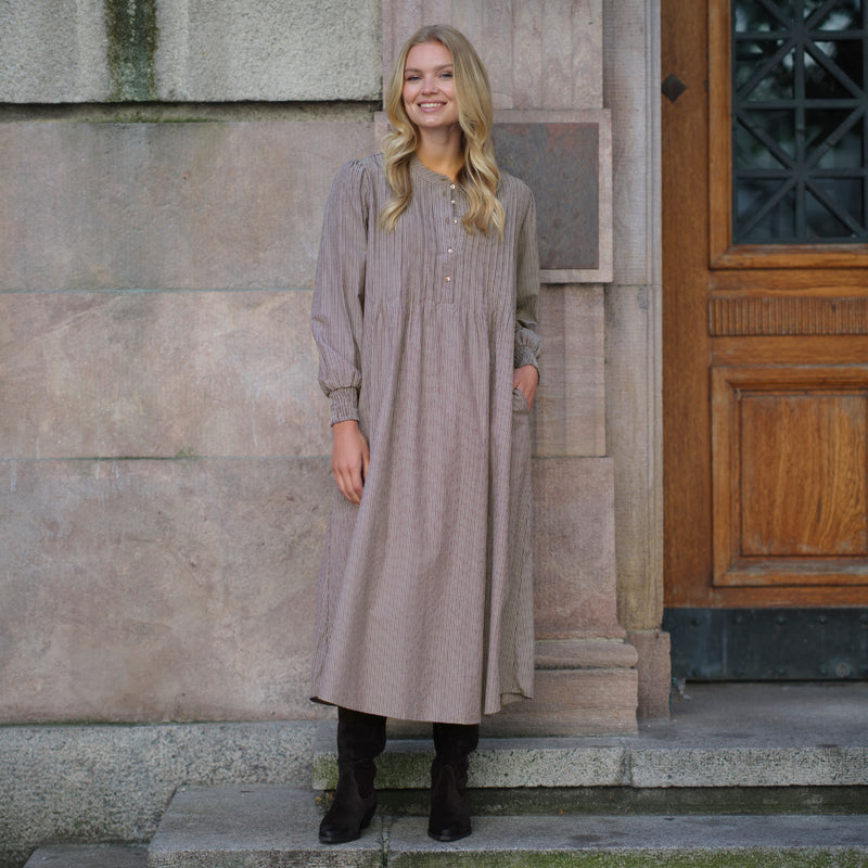 Prepair Carla Dress 2800 Col. Brown