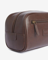 Barbour washbag MAC0452 dark brown