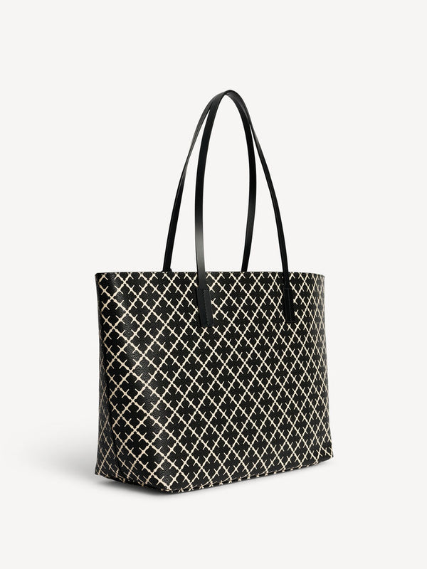 By Malene Birger Taske Abigail (GL) Col. Sort/Hvid 050