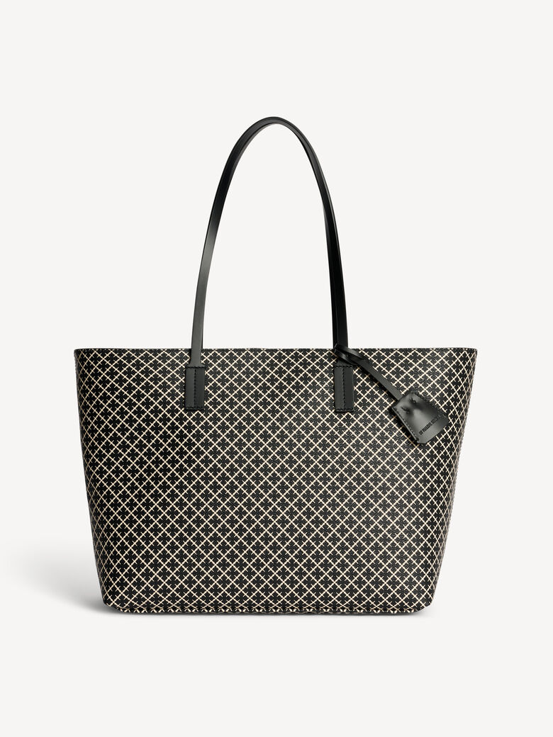 By Malene Birger Taske Abigail (GL)Lille logo Col. Sort/Hvid 050