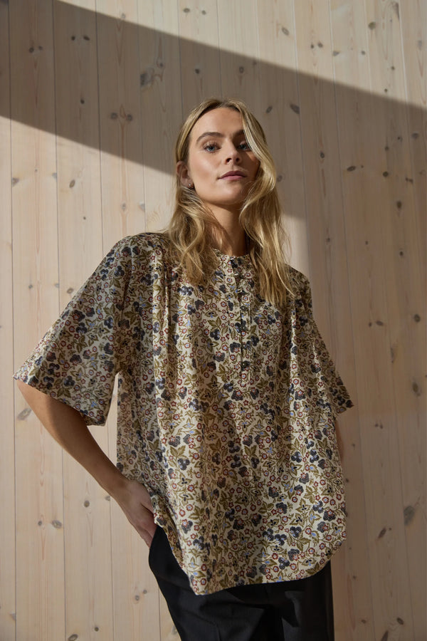 Heartmade Mania Blouse HM1168 Col. 116