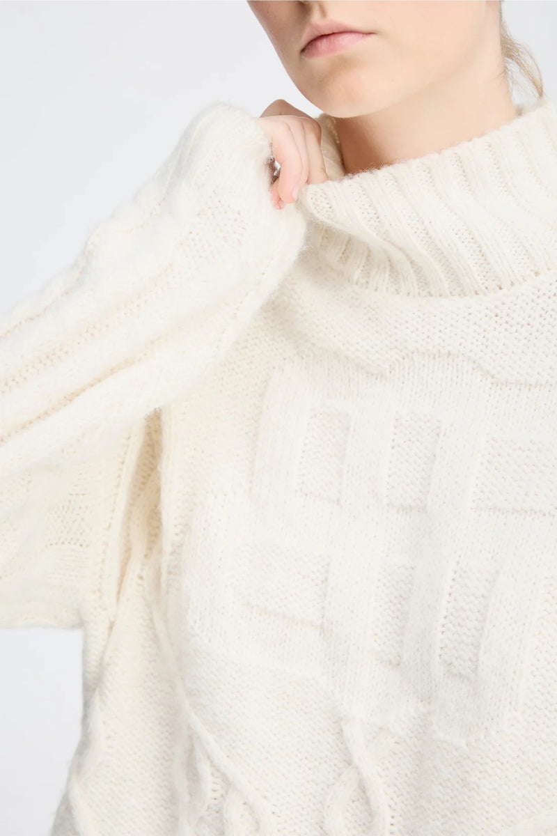 Munthe Loganberry Strik 253 1633 25377 Col. Ivory