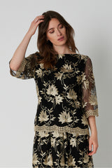 PBO Aila Blouse PBO1926 Col. Black/guld Flower