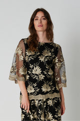 PBO Aila Blouse PBO1926 Col. Black/guld Flower