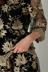 PBO Aila Blouse PBO1926 Col. Black/guld Flower