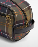 Barbour washbag MAC0396 tartan